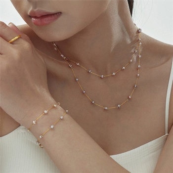 Nacklace