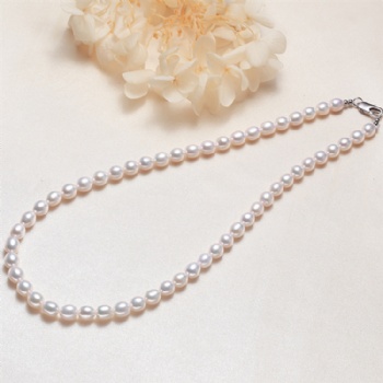 Pearl Nacklace