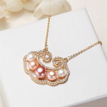 Pearl Necklace
