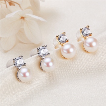 Pear Earring